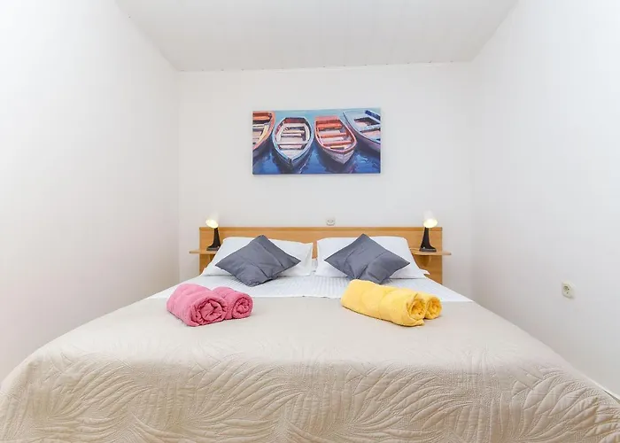 Liana - Vala Apartament *