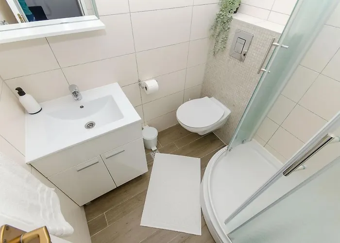 Liana - Vala Apartament Mimice